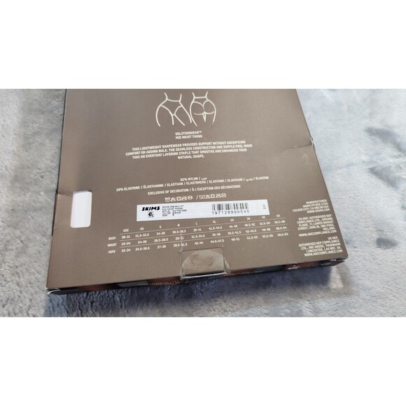 Skims Brown Sienna Small Seamless Sculpt Mid Waist Thong NWOT - Picture 7 of 7